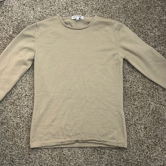 Giorgio Armani Sweater sz 4 - Picture 1 of 3